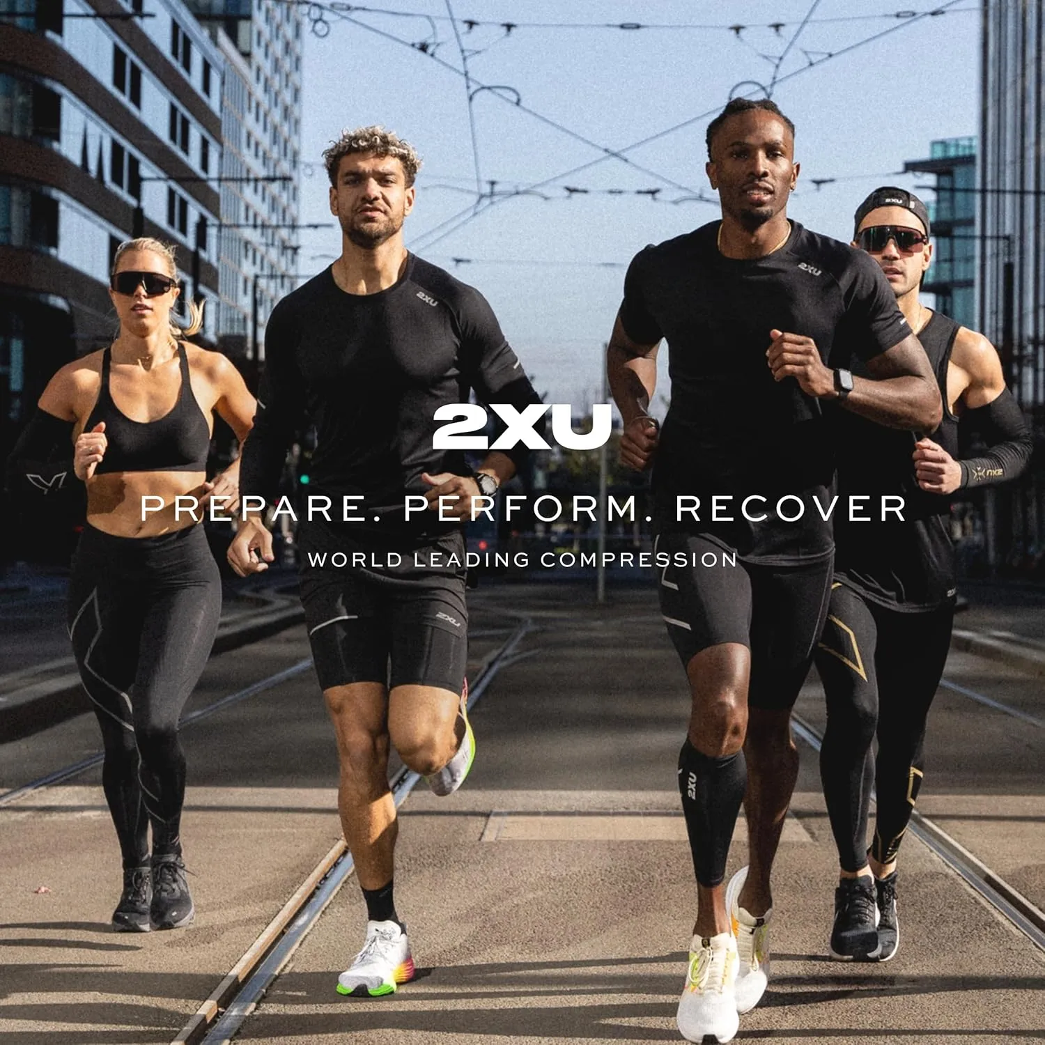 2XU Unisex Packable Run Visor - Lightweight & Adjustable Sun Protection for Runners