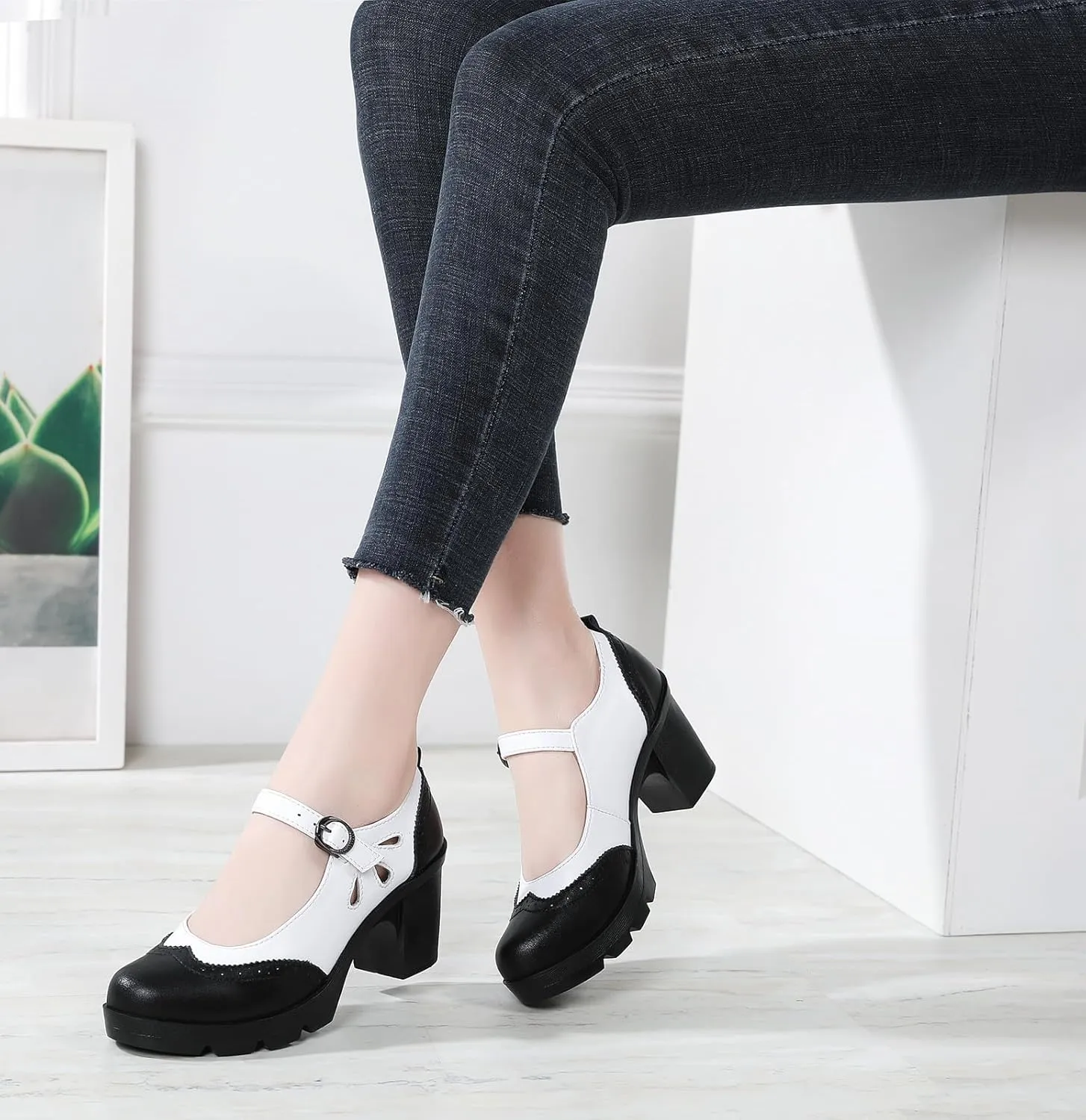 DADAWEN Women's Leather Classic Mary Jane Ankle Strap Round Toe Mid Heel Platform Pumps Oxfords Dress Shoes