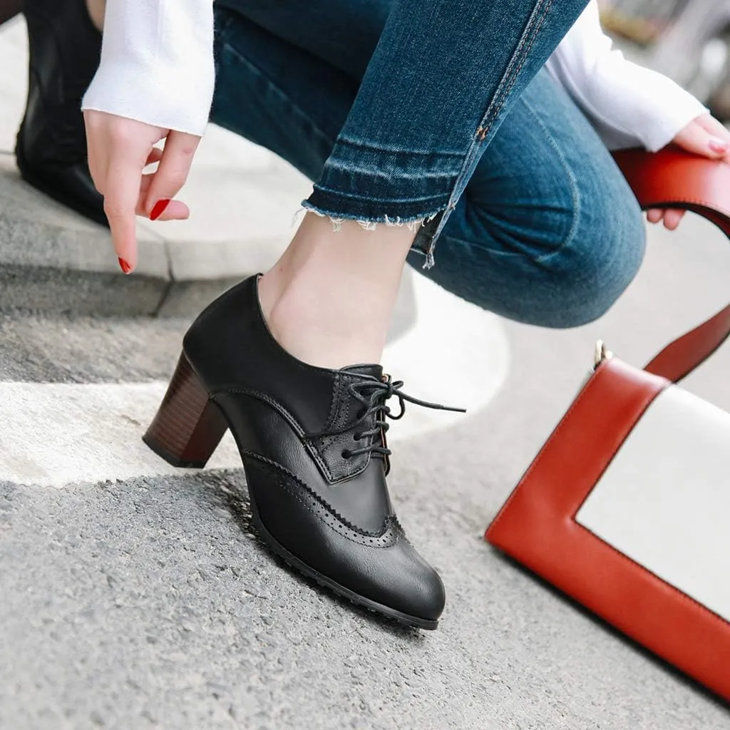 MIOKE Women's Lace Up Wingtip Pump Oxfords Brogues Perforated Chunky Block High Heel Vintage Dress Shoes