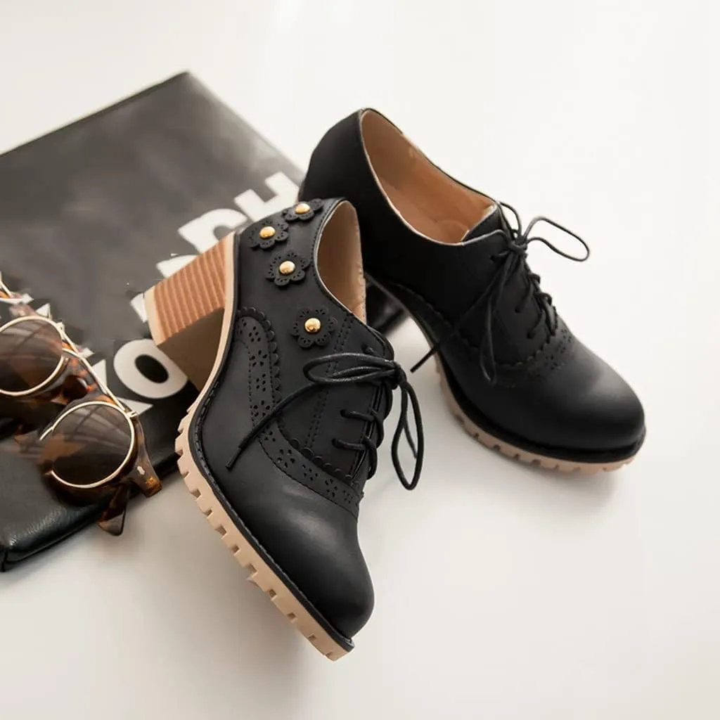 MIOKE Women's Round Toe Lace Up Pump Oxfords Vintage Two Tone Wingtip Chunky High Heel Brogues Dress Shoes