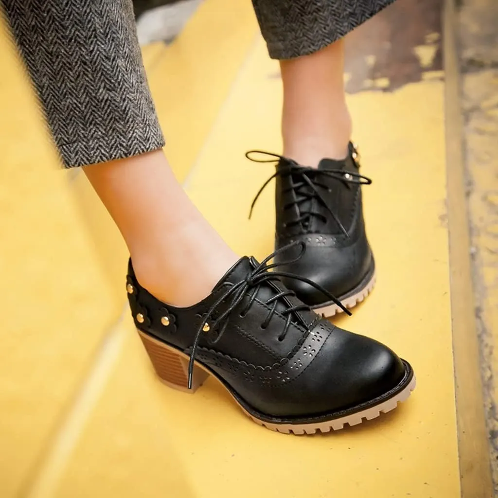 MIOKE Women's Round Toe Lace Up Pump Oxfords Vintage Two Tone Wingtip Chunky High Heel Brogues Dress Shoes