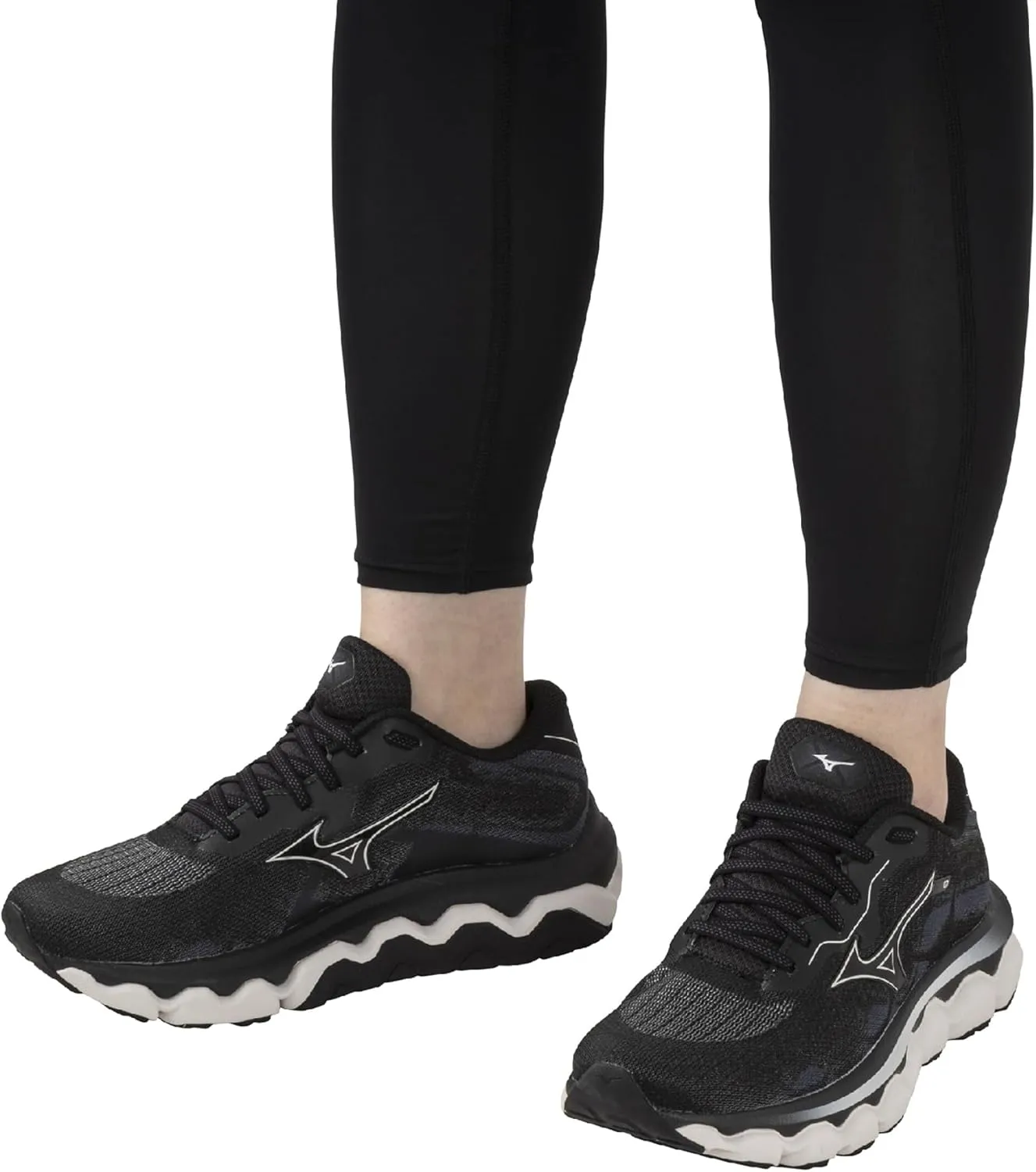 Mizuno Women's Wave Horizon 7 Running Shoe