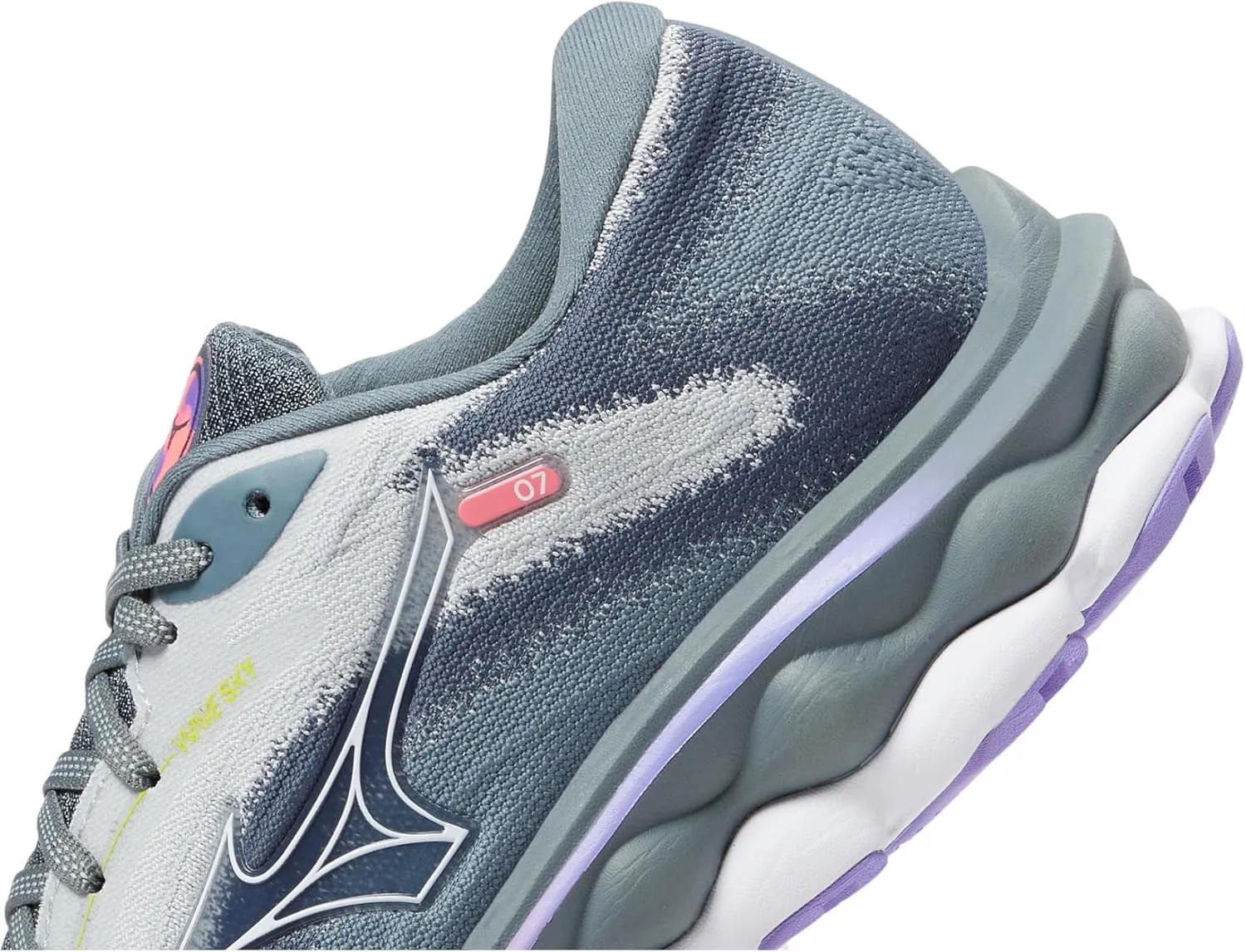 Mizuno Women's Wave Sky 7 Running Shoe