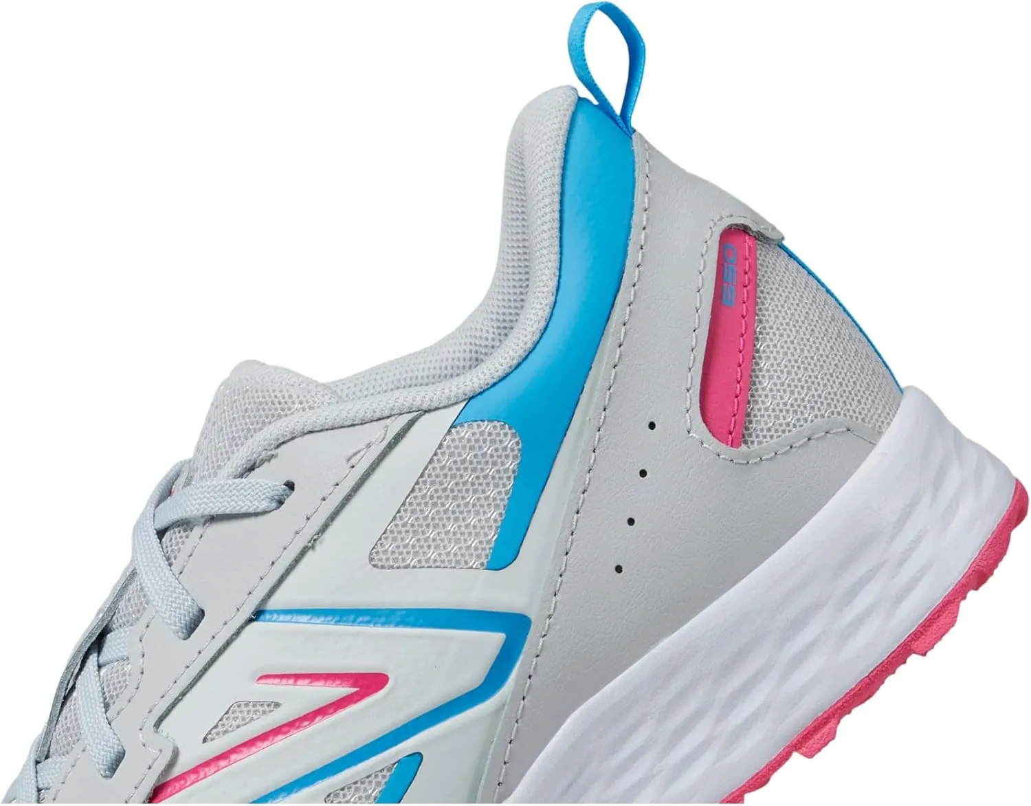 New Balance Boys' Fresh Foam 650 V1 Lace-up