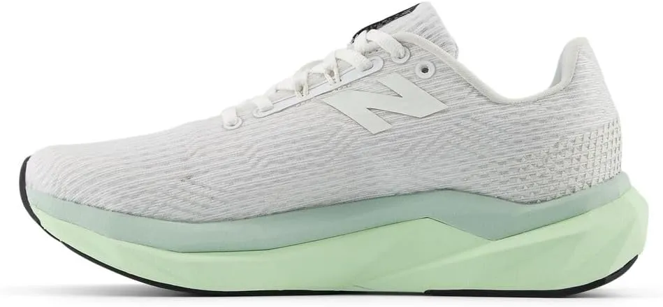 New Balance Women's Fuelcell Propel V5