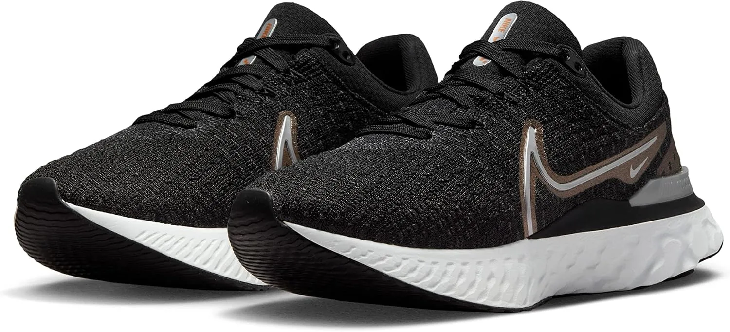 Nike Women's Walking Runners