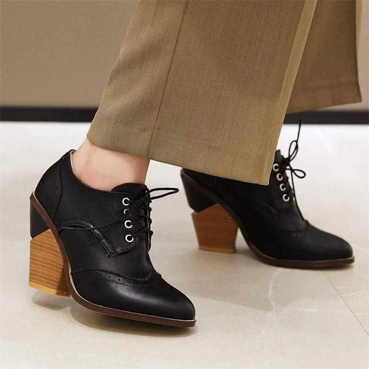 SHEMEE Women's Chunky High Heel Wingtip Oxfords Round Toe Lace Up Block Heels Vintage Brogues Pumps Shoes