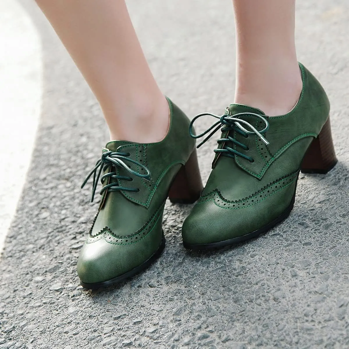 SHEMEE Women's Chunky High Heels Wingtip Oxfords Round Toe Lace Up Stacked Block Heel Vintage Brogues Pumps Shoes