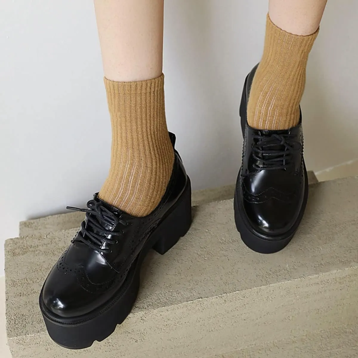 SHEMEE Women's Vintage Wingtip Oxfords Pumps Chunky Platform Block High Heel Round Toe Lace Up Gothic Brogue Shoes
