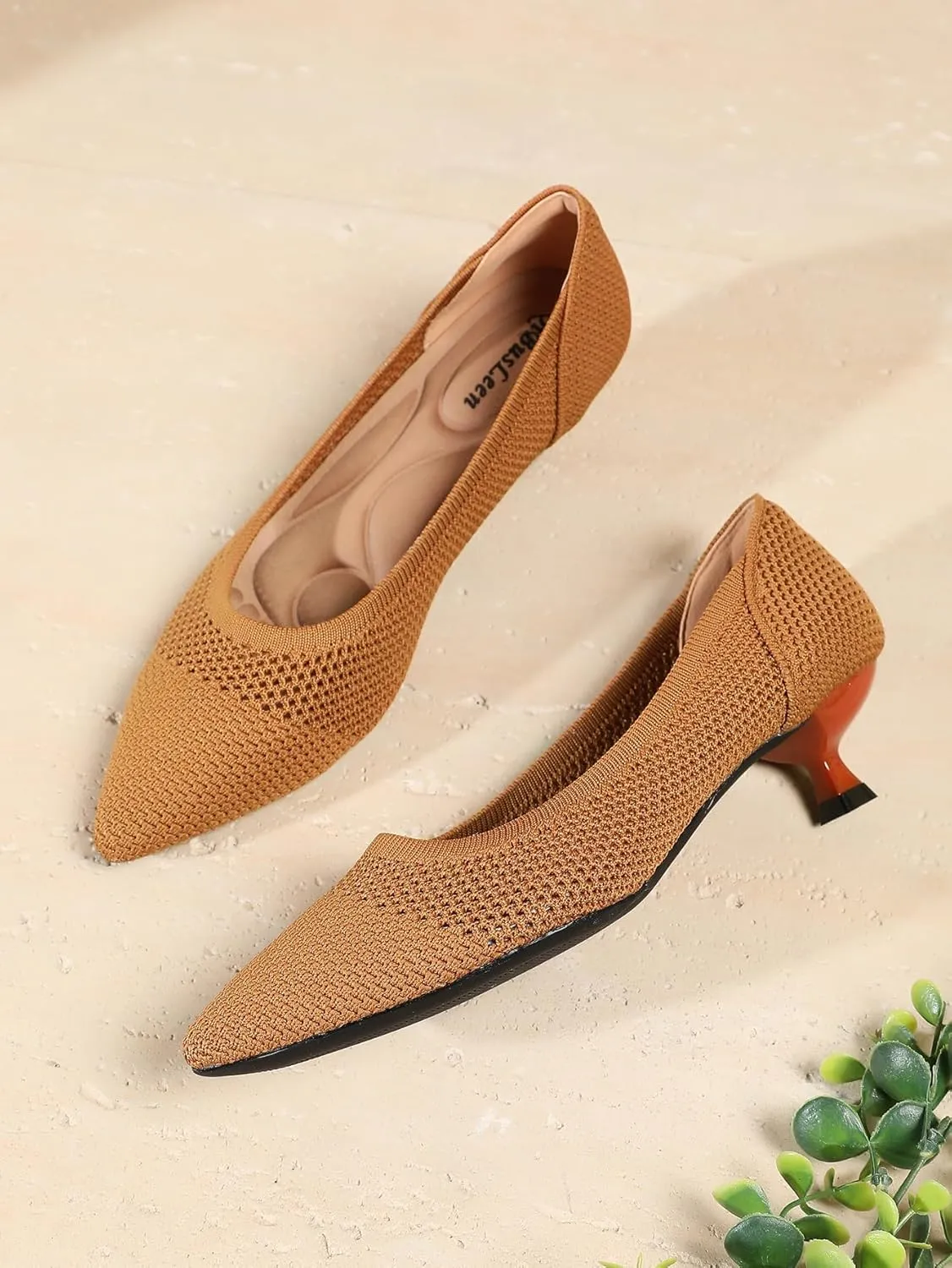 Slip On Kitten Pumps for Women Casual Pointed Toe Knit Heels Women's Closed Toe Low Kitten Heels Meeting Daily Work Dress Shoes Breathable Mesh 1.5"