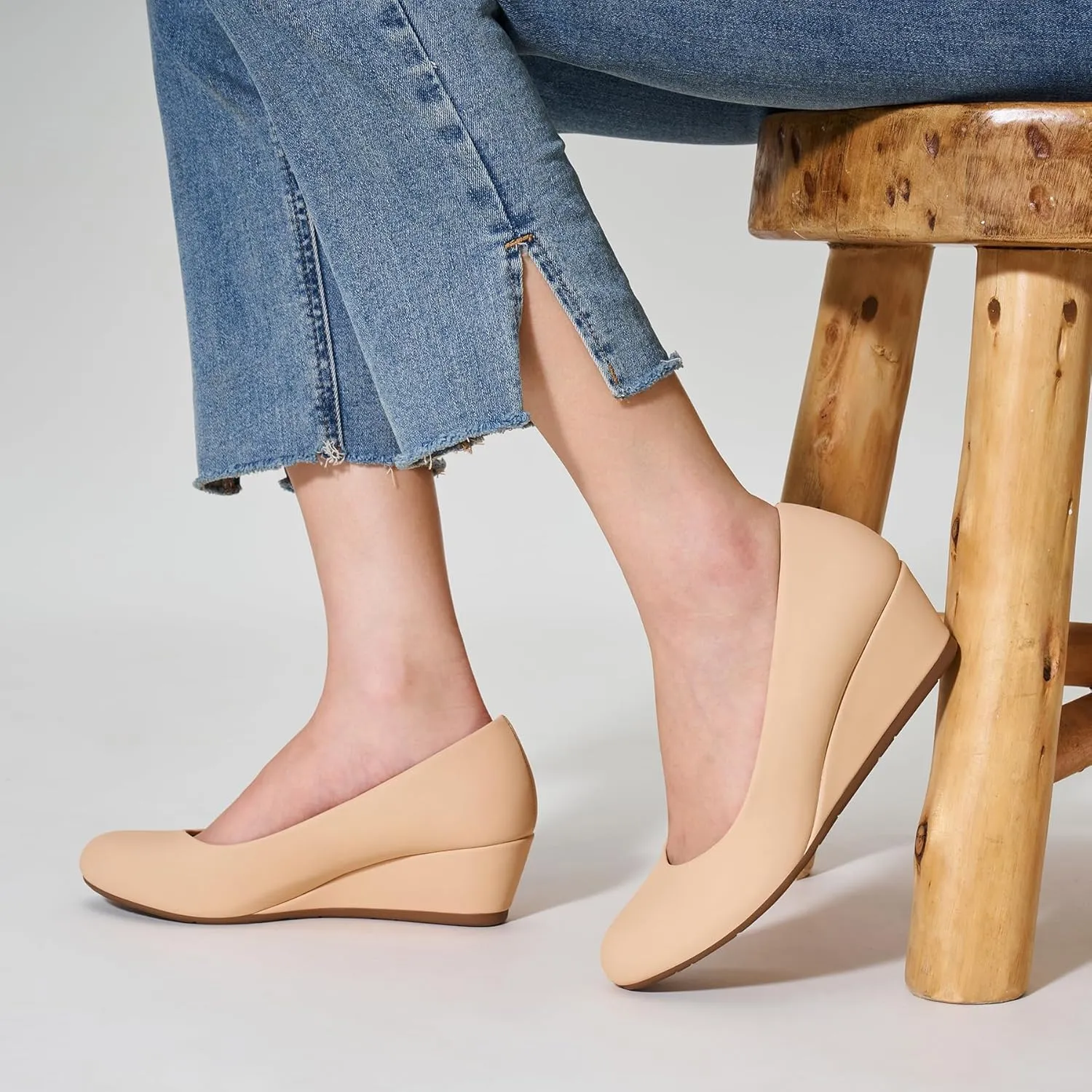 Trary Women's Wedges Heels for Women Pumps Round Toe Mid Heels Comfortable Closed Toe Dressy Shoes Women Pumps Wedge Shoes for Wedding Work Office Party 1.8 Inches