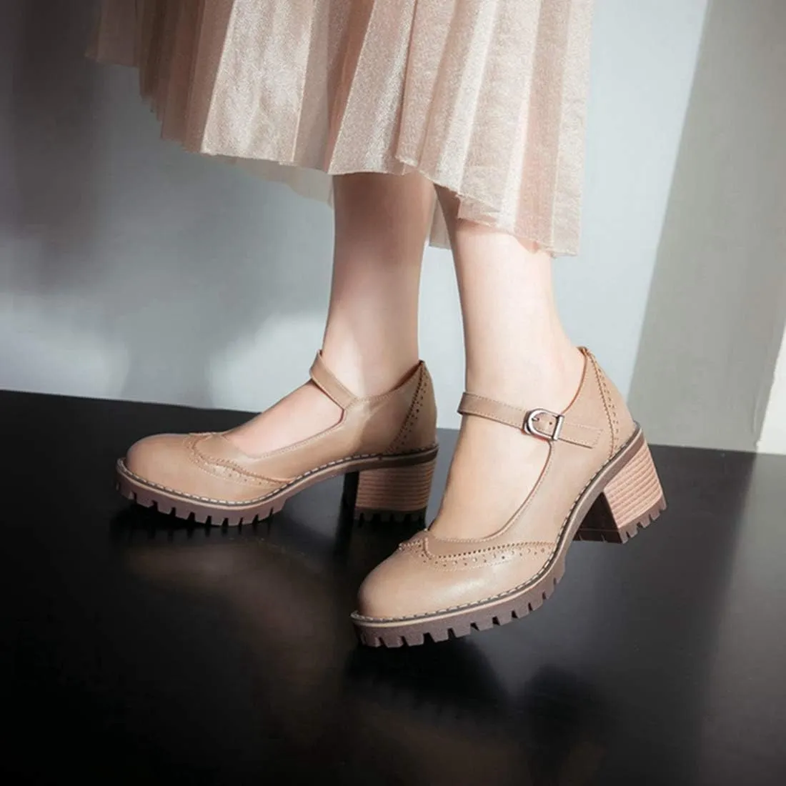 VOKLIN Women's Retro Mary Jane Pump Oxford Brogue Round Toe Platform Chunky Block Heel Vintage Dress Shoes