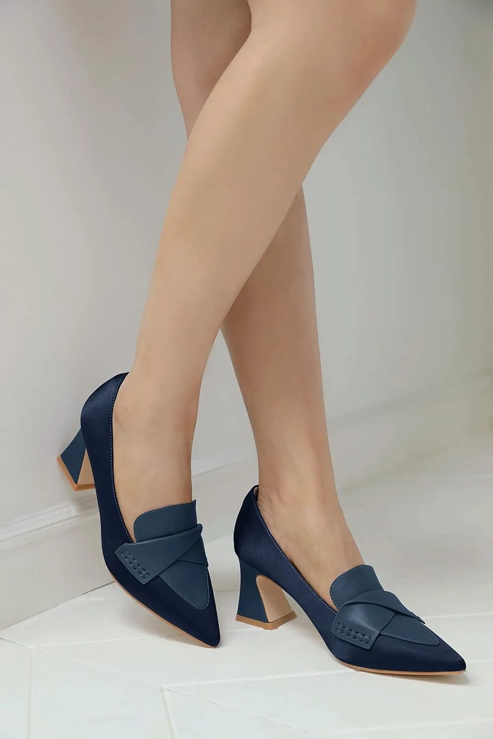 Women's Chunky Block Low Heels Pumps Stitching Retro Work Office Dress Shoes