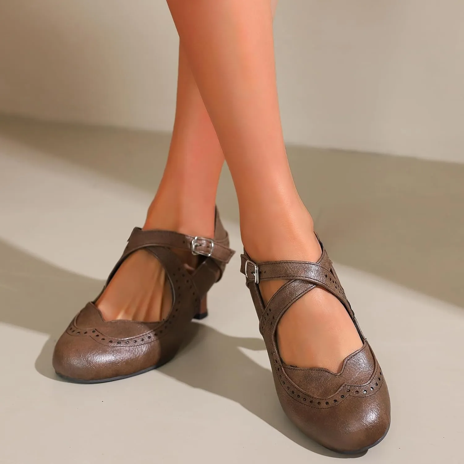 Women's Criss Cross Vintage Wingtip Oxfords Ankle Strap Cut Out Low Heel Brogue for Women