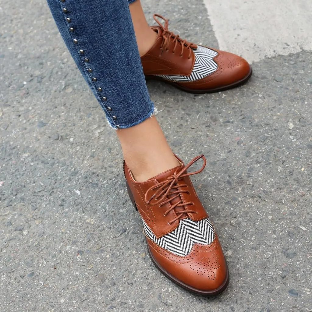 Women's Flat Low Heel Saddle Oxford Shoes Two Toned Wingtip Perforated Lace Up School Uniform Oxfords Brogues