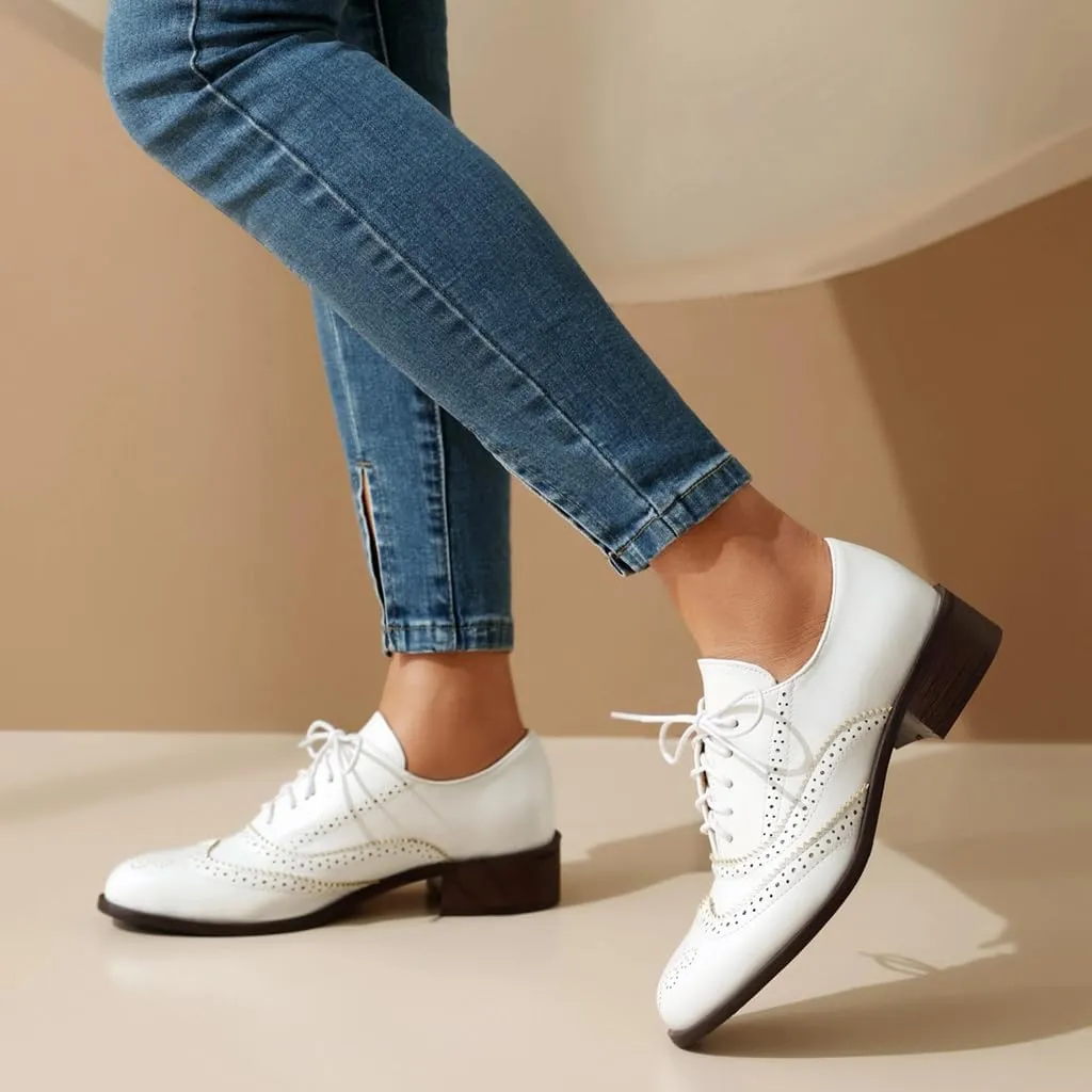 Women's Flat Saddle Oxford Shoes Round Toe Wingtip Perforated Lace Up Low Heel School Uniform Oxfords Brogues