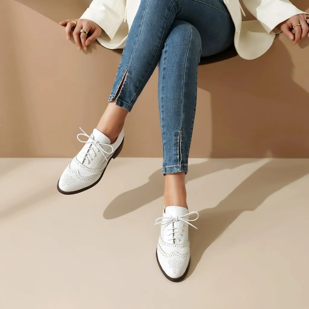 Women's Flat Saddle Oxford Shoes Round Toe Wingtip Perforated Lace Up Low Heel School Uniform Oxfords Brogues