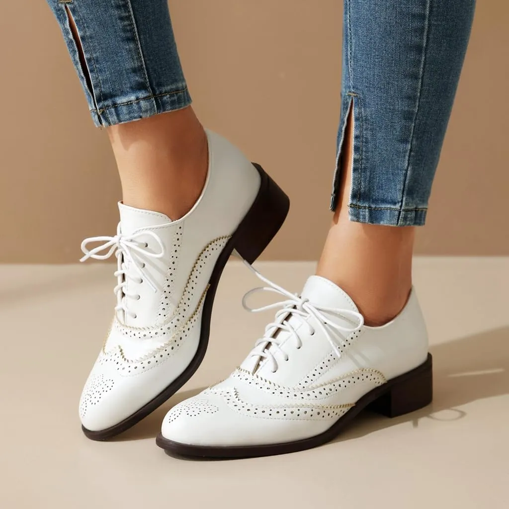 Women's Flat Saddle Oxford Shoes Round Toe Wingtip Perforated Lace Up Low Heel School Uniform Oxfords Brogues