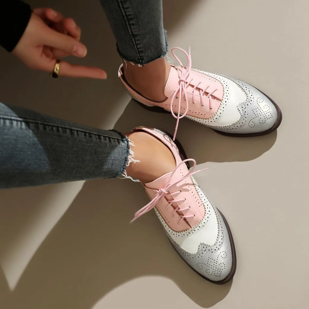 Women's Flat Saddle Oxford Shoes Two Toned Wingtip Perforated Lace Up Low Heel School Uniform Oxfords Brogues