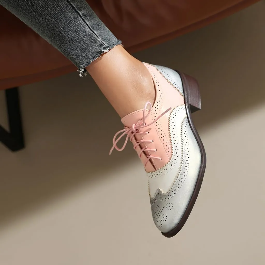Women's Flat Saddle Oxford Shoes Two Toned Wingtip Perforated Lace Up Low Heel School Uniform Oxfords Brogues