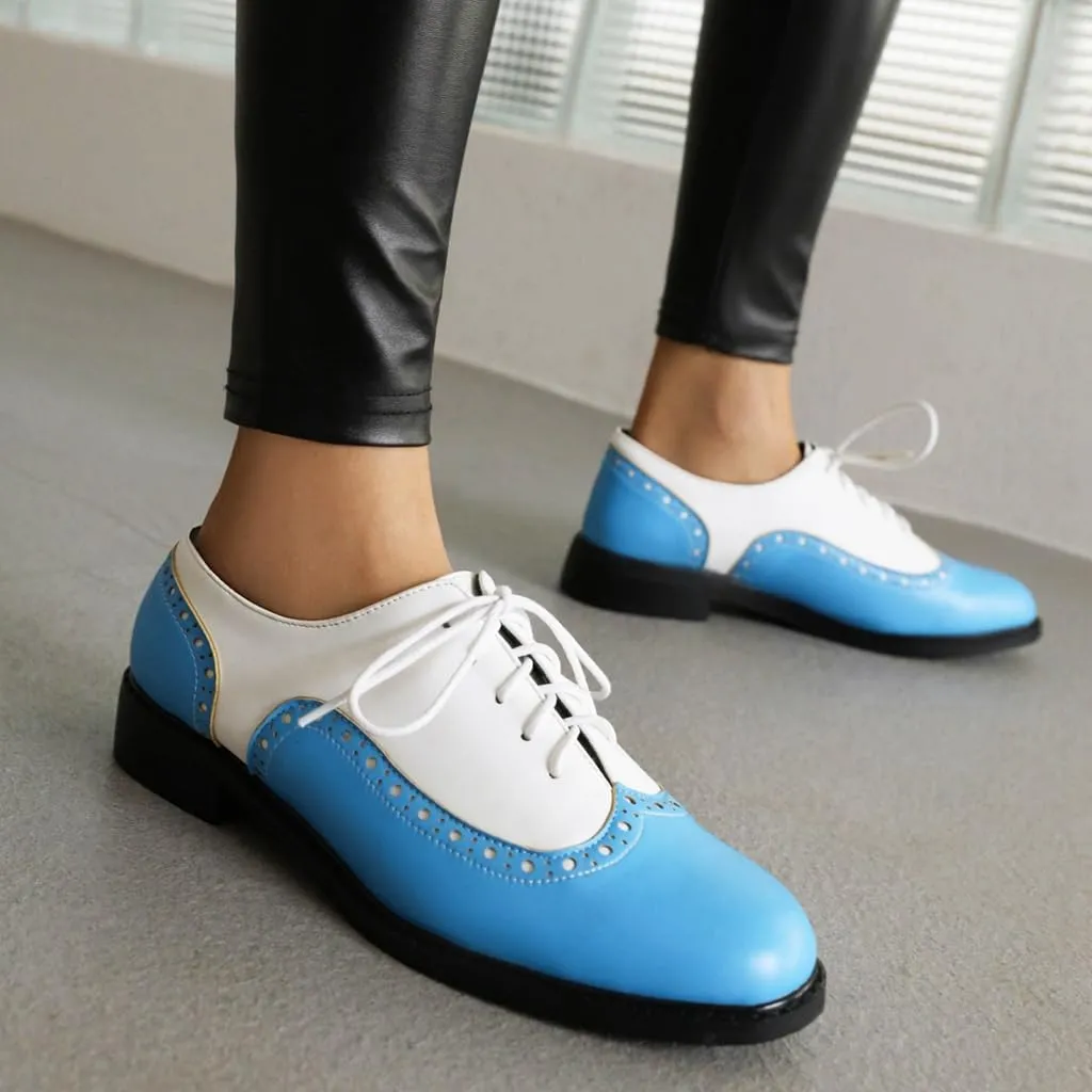 Women's Flat Saddle Oxford Shoes Two Toned Wingtip Perforated Lace Up School Uniform Oxfords Brogues
