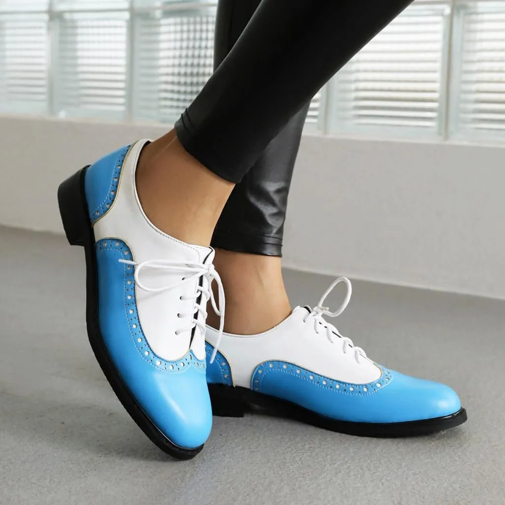 Women's Flat Saddle Oxford Shoes Two Toned Wingtip Perforated Lace Up School Uniform Oxfords Brogues