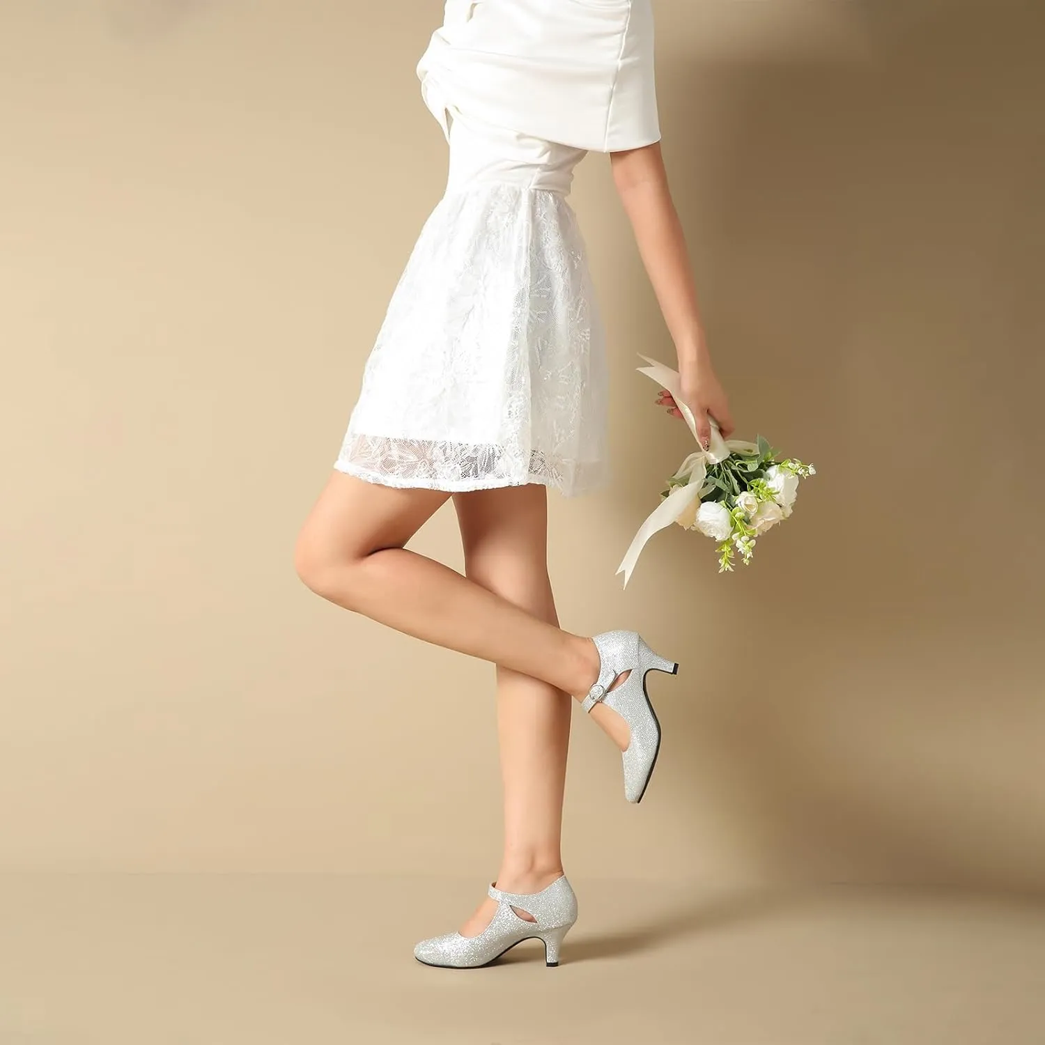 Women's Low Kitten Heels Mary Janes Pumps Cutout Round Toe Retro Vintage Hollow Out Ankle Strap Dress Shoes
